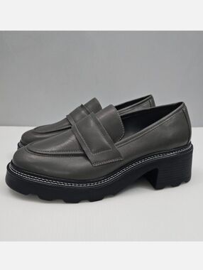 Vince Camuto Chantie Loafer Womens 9 Gray Leather Platform Chunky Heel Lug Sole